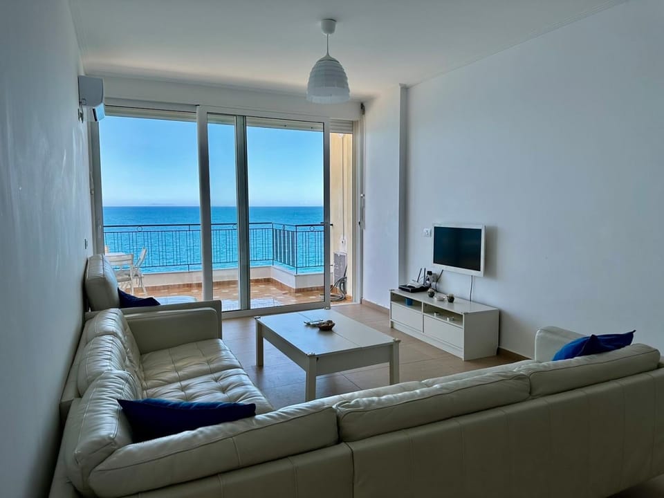 Living room, Beach, Evening entertainment, Sea view
