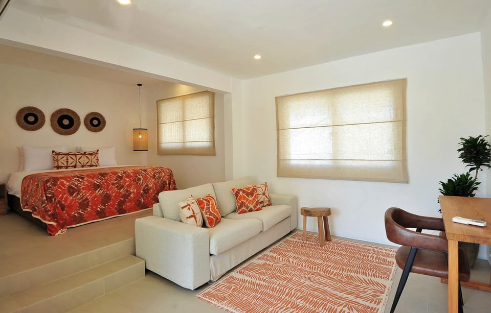 Seating area, Bedroom