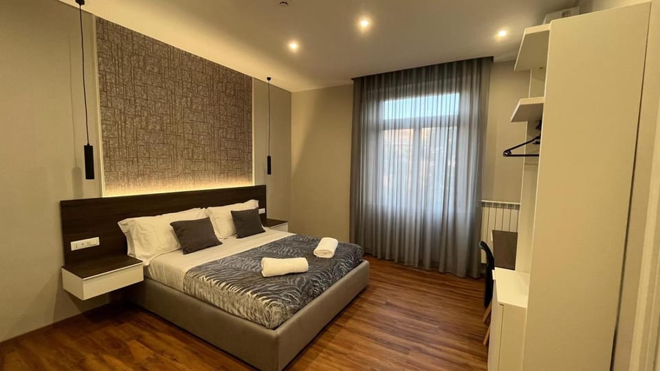 Bed, Photo of the whole room, Bedroom, towels, wardrobe