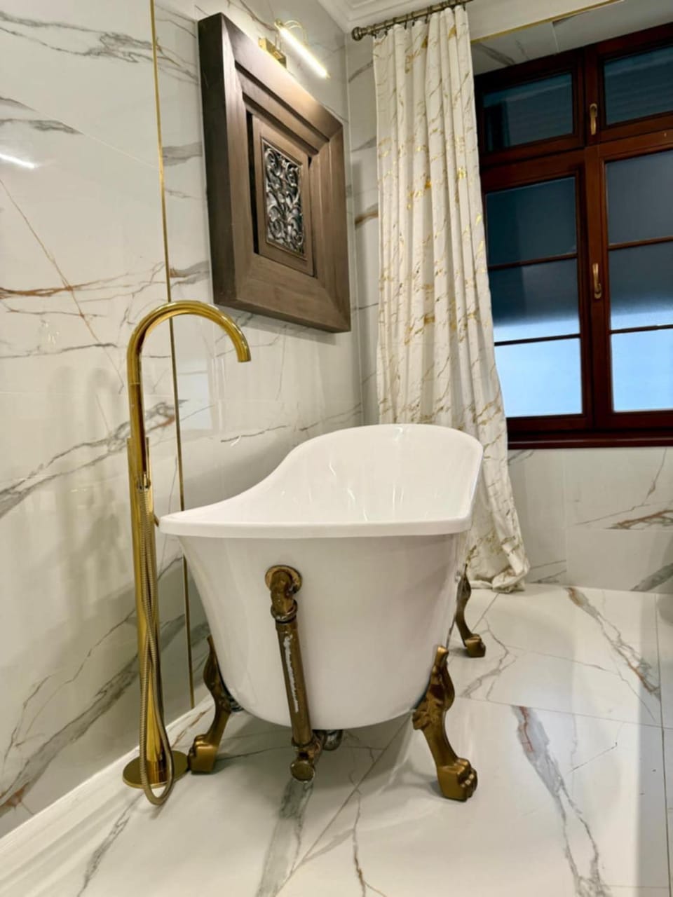 Bathroom, Bath