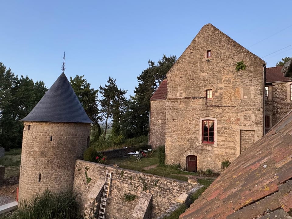 Day, Landmark view