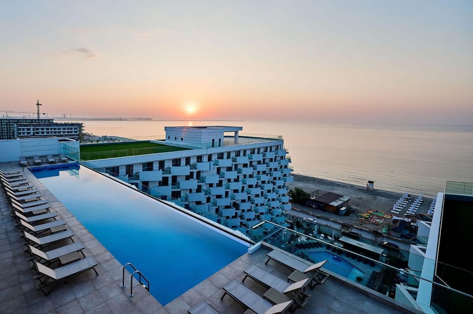 Natural landscape, Sea view, Swimming pool