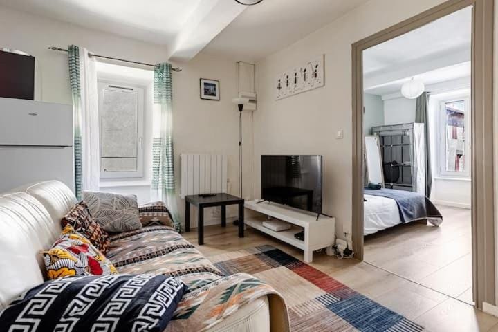 Appartement 2 chambres - Montferrand quartier médiéval Apartment in Clermont-Ferrand