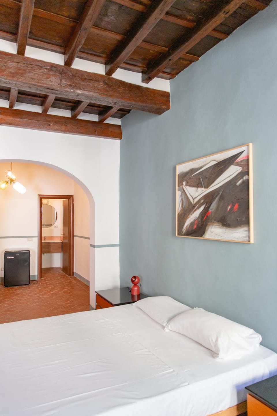 Stunning & Sunny Studio near Piazza Santo Spirito Apartment in Florence