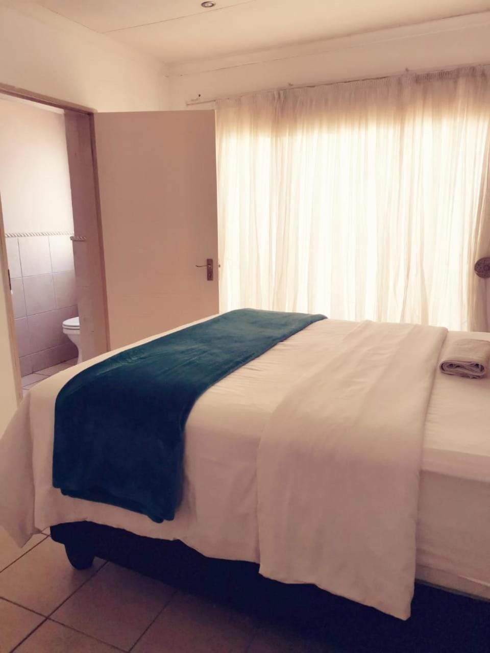 Kaste Guest House Edenvale Bed and Breakfast in Gauteng