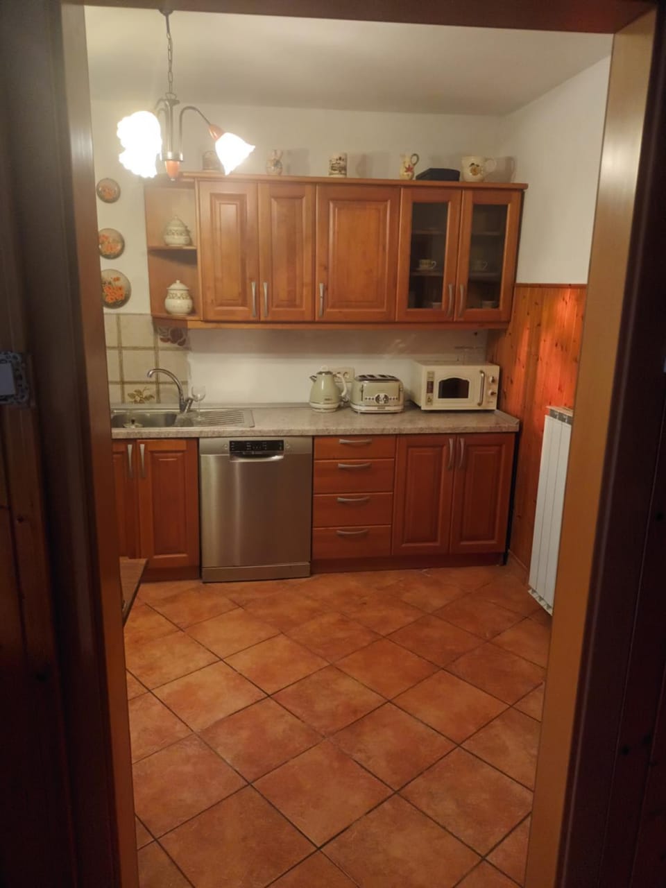 Kitchen or kitchenette, dishwasher
