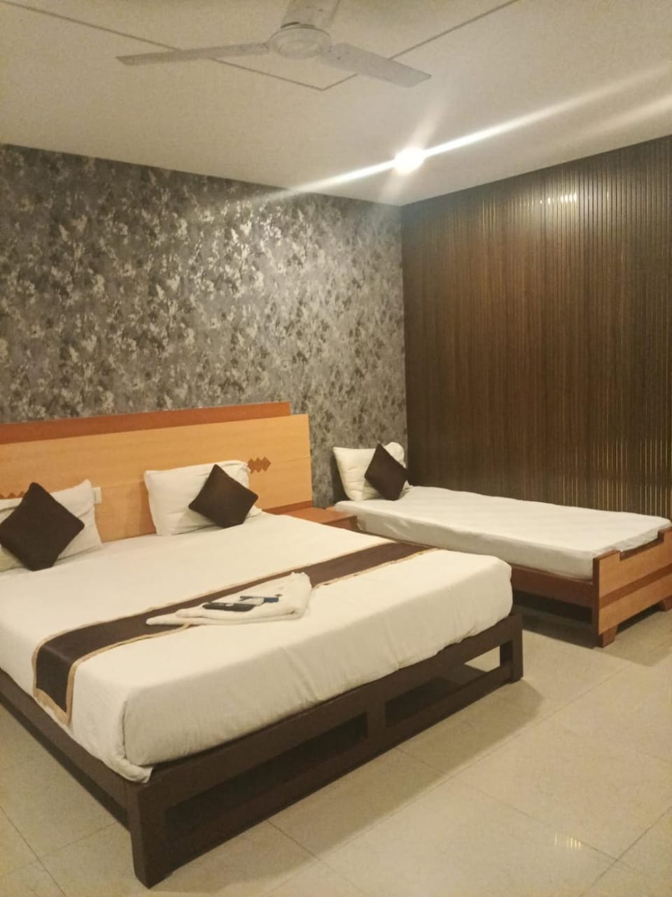 RAAJNEST SERVICE APARTMENTS Vacation rental in Chennai