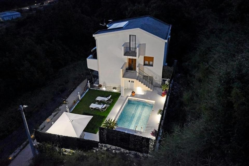 Vila Djordjevic Villa in Kotor Municipality