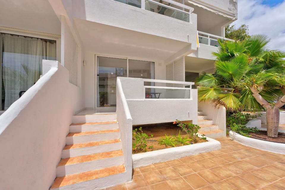 View (from property/room), Balcony/Terrace