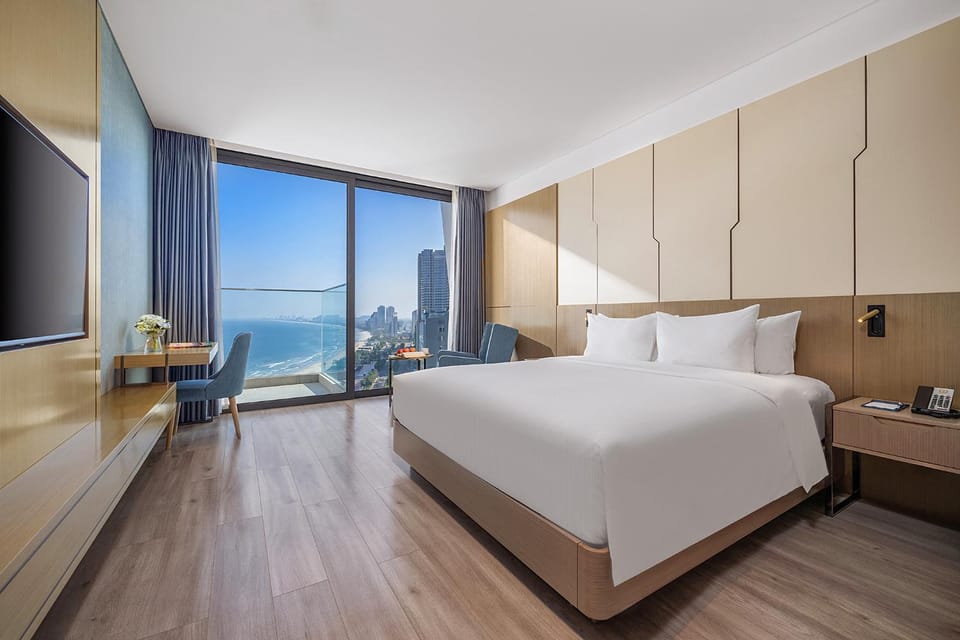 Awaken Da Nang Hotel Hotel in Da Nang