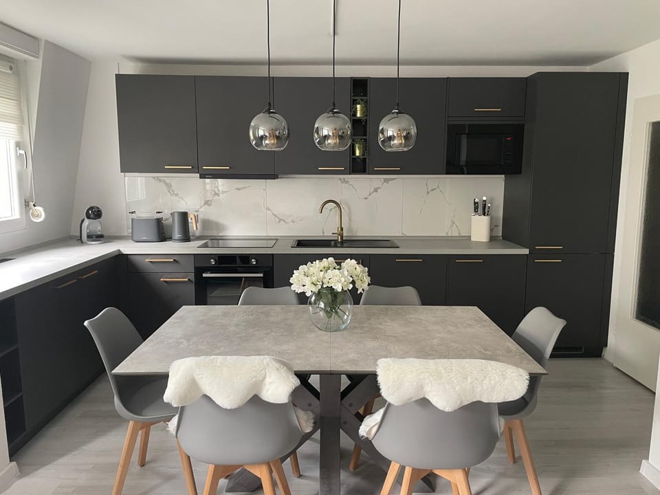 Luxus Apartment am Fremersberg - zentral - mit Sauna & Badewanne Apartment in Baden-Baden