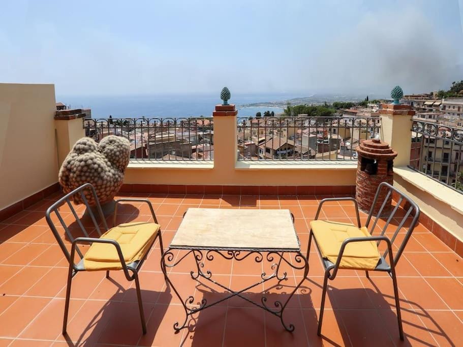Chez Pancrazio House in Taormina