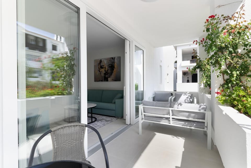 Patio, Balcony/Terrace, Seating area, Garden view