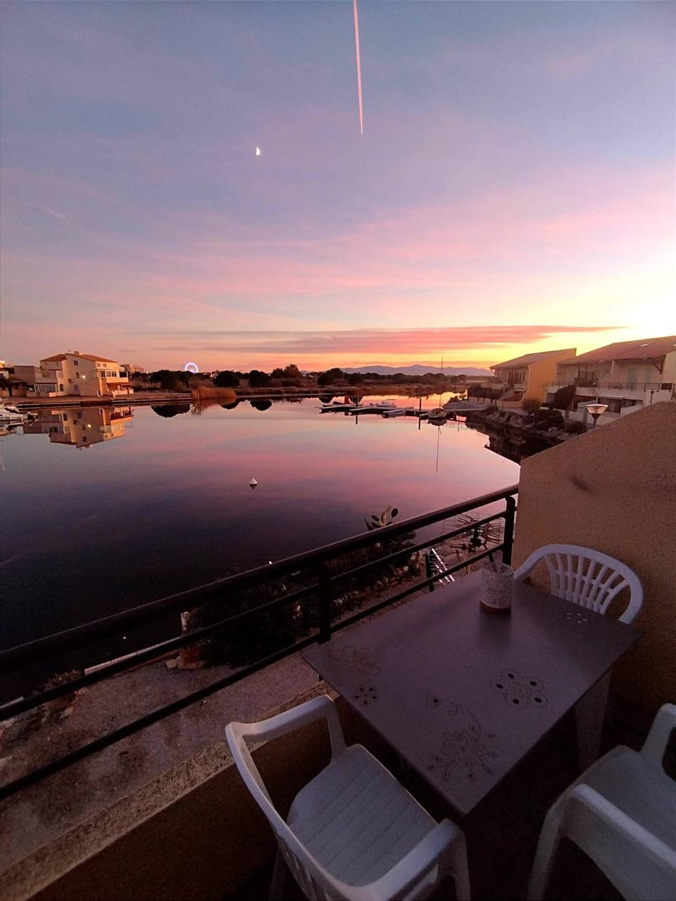 Natural landscape, View (from property/room), Sea view, Sunset