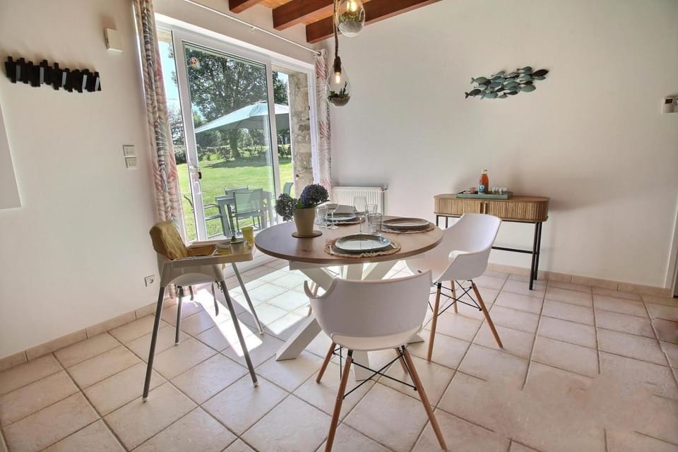 Les Gîtes de l'étang de la forêt House in Brittany