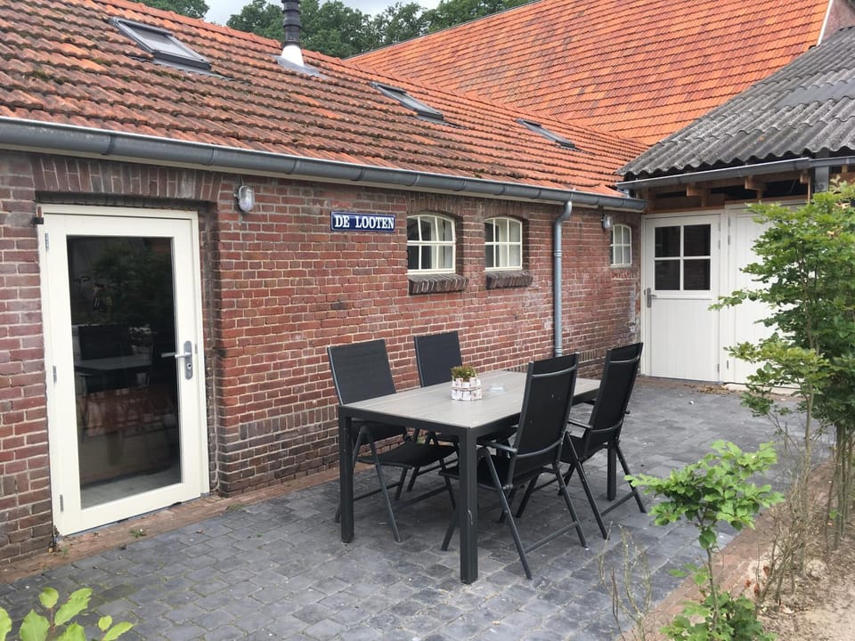 Garden, Balcony/Terrace