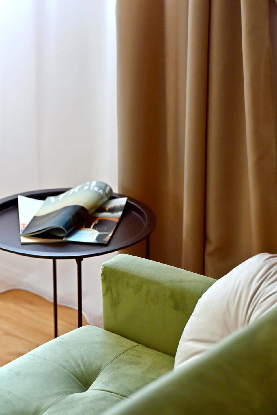 Bed, Living room, Seating area