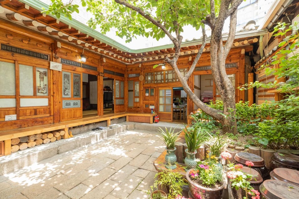 Property building, Spring, Day, Garden, Garden