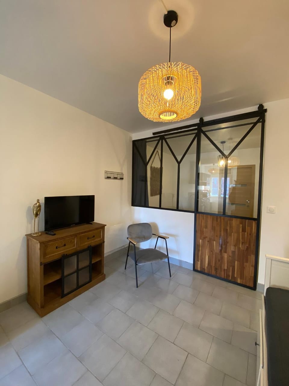 Communal lounge/ TV room, TV and multimedia, Living room, Seating area