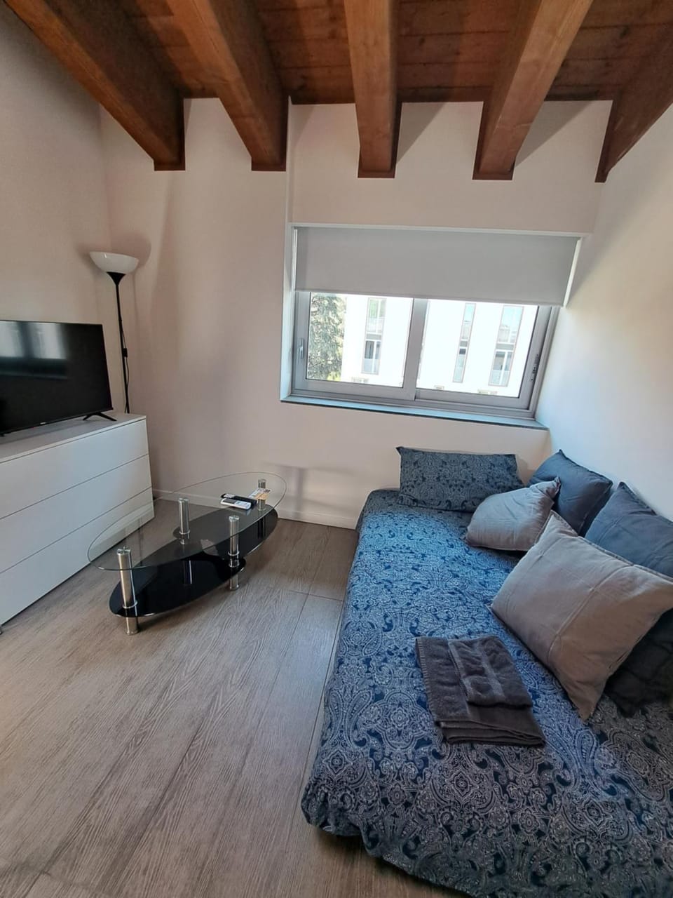 LUX Apartment 2 Milano Metro M2 Apartment in Milan