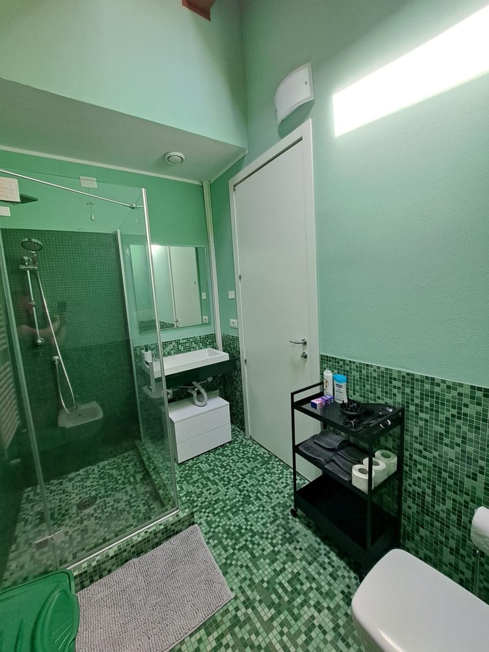 LUX Apartment 2 Milano Metro M2 Apartment in Milan