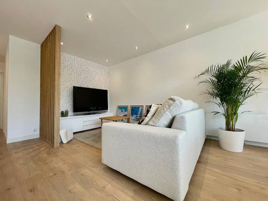 PGH N19-Centre-Ville, Plage à 200m, Parking Privé Apartment in La Grande-Motte