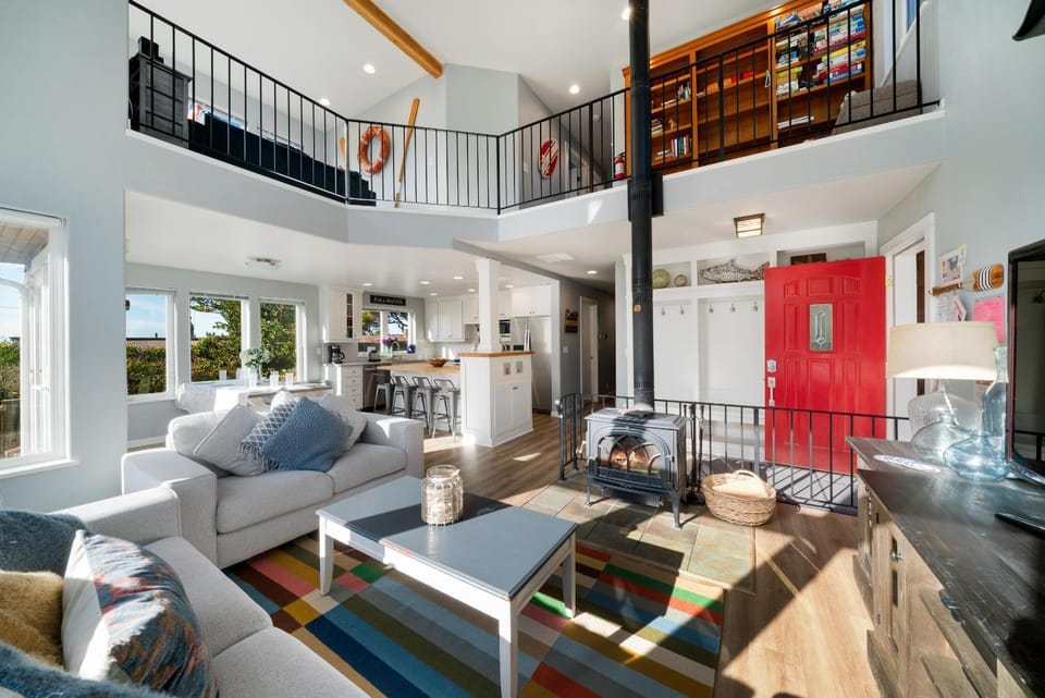 The Cachalot MCA#50330 House in Manzanita