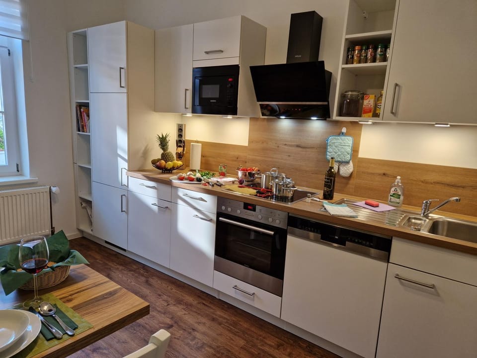 Kitchen or kitchenette, kitchen