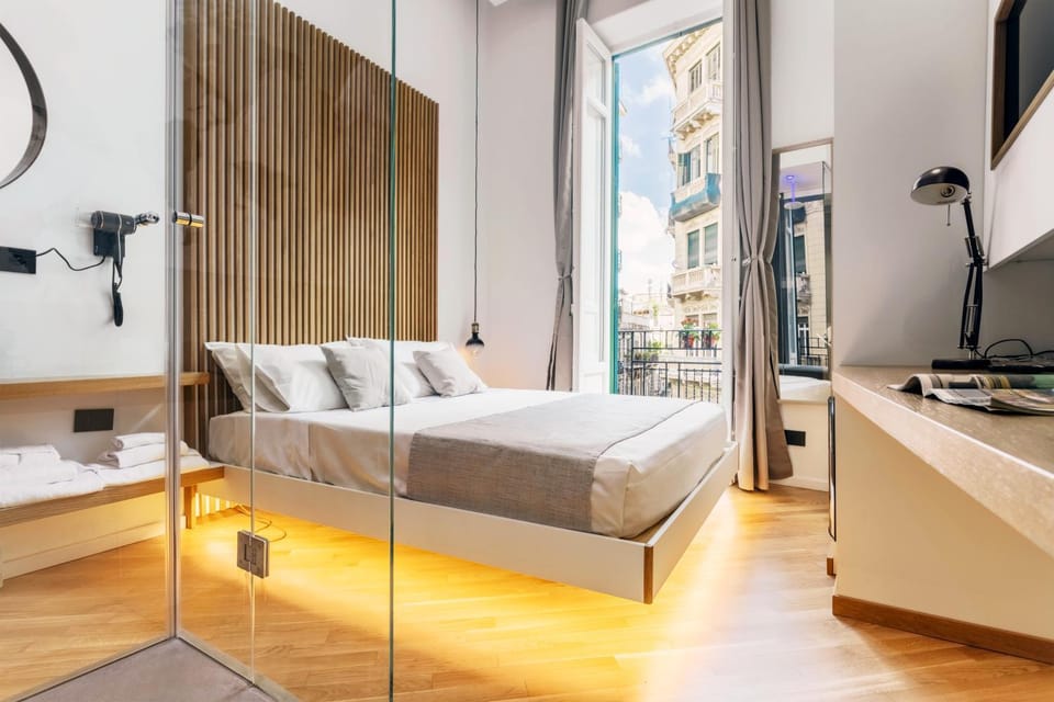 Bed, Photo of the whole room, Bedroom