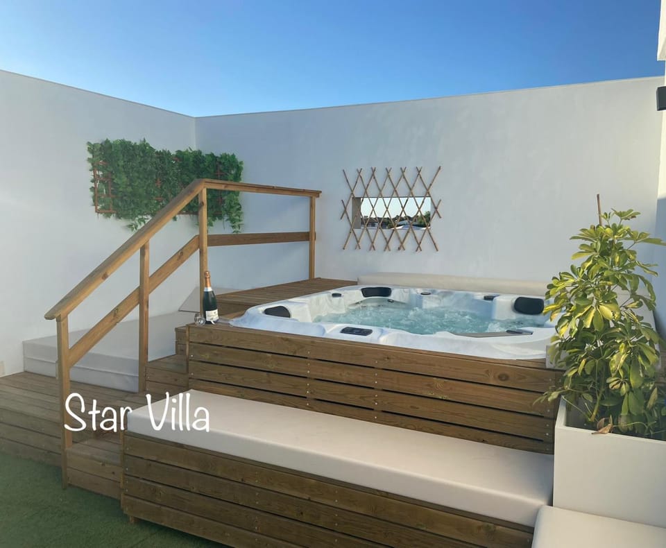 Star Villa Conil con jacuzzi Villa in La Janda