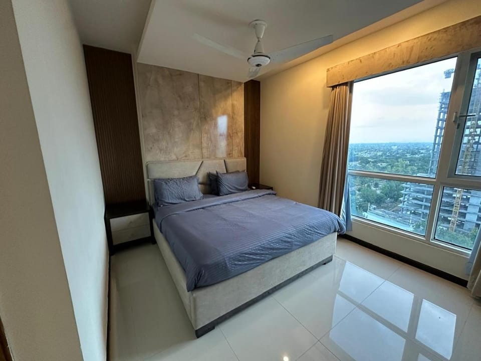 High-Rise Presidential Suites In Elysium Downtown Islamabad Apartment in Islamabad Capital Territory