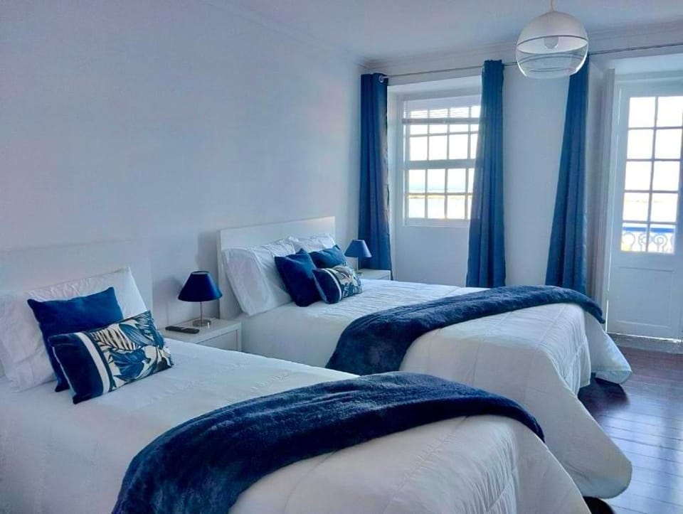 Bed, View (from property/room), Bedroom, City view, Sea view, Street view, internet