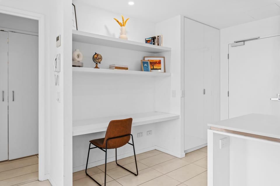 Southbank Apt King and Sofa Bed with Free Parking Apartment in Brisbane City