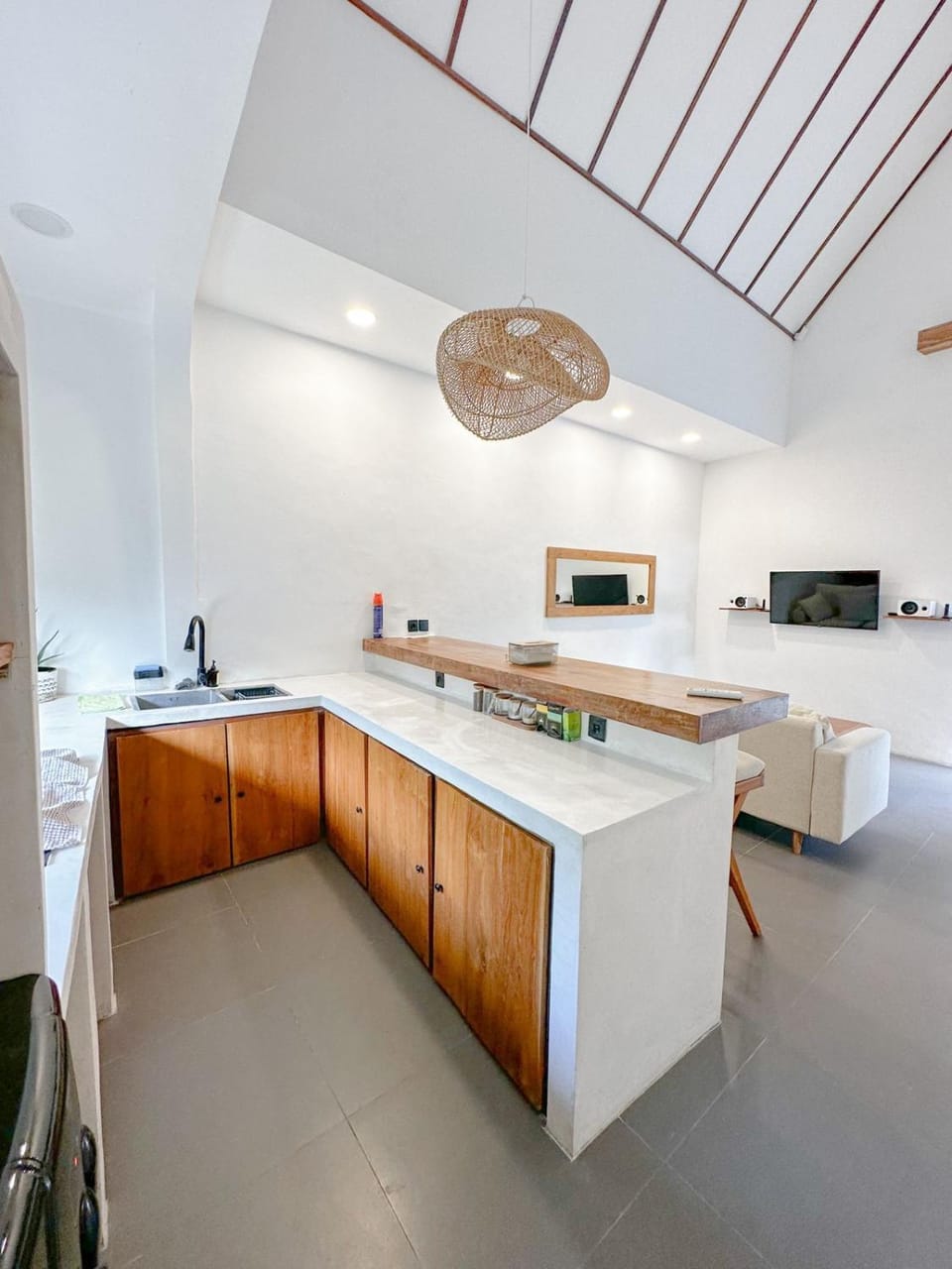 TV and multimedia, Kitchen or kitchenette, Dining area