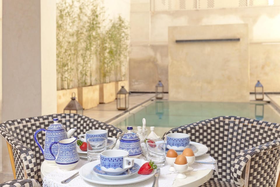 Lounge or bar, Swimming pool, Swimming pool