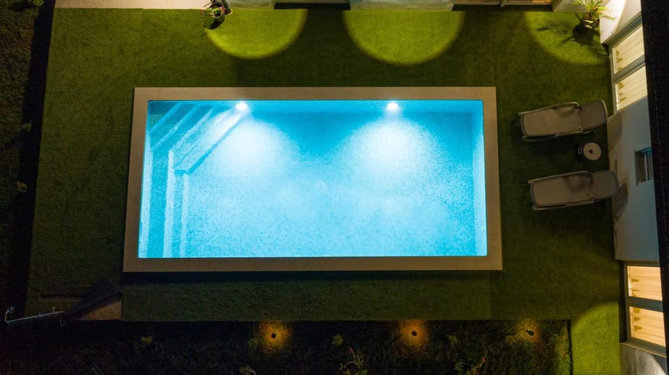 Garden, Swimming pool