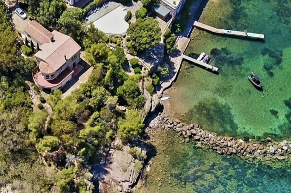 Maison provençale authentique en front de mer à Agay Villa in Saint-Raphael