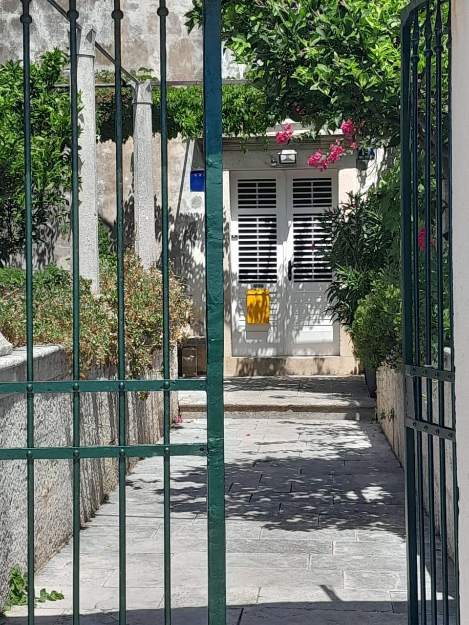 Property building, Day