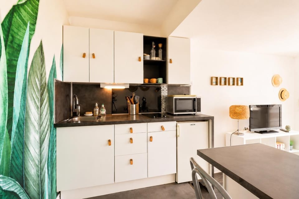 Le Cosy Deauville Studio - Vue mer - Parking privé Apartment in Deauville