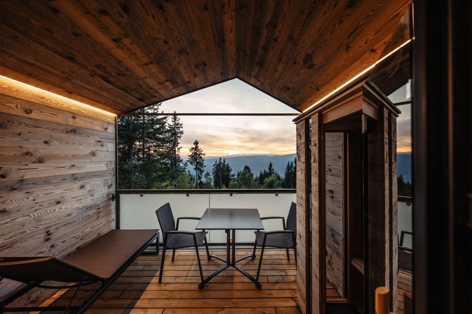 View (from property/room), Balcony/Terrace