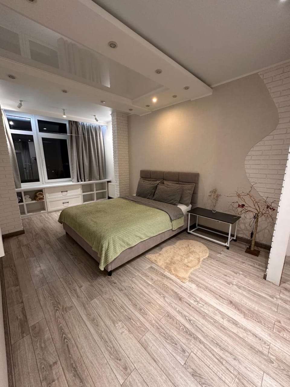 Bed, Living room, Photo of the whole room, Bedroom