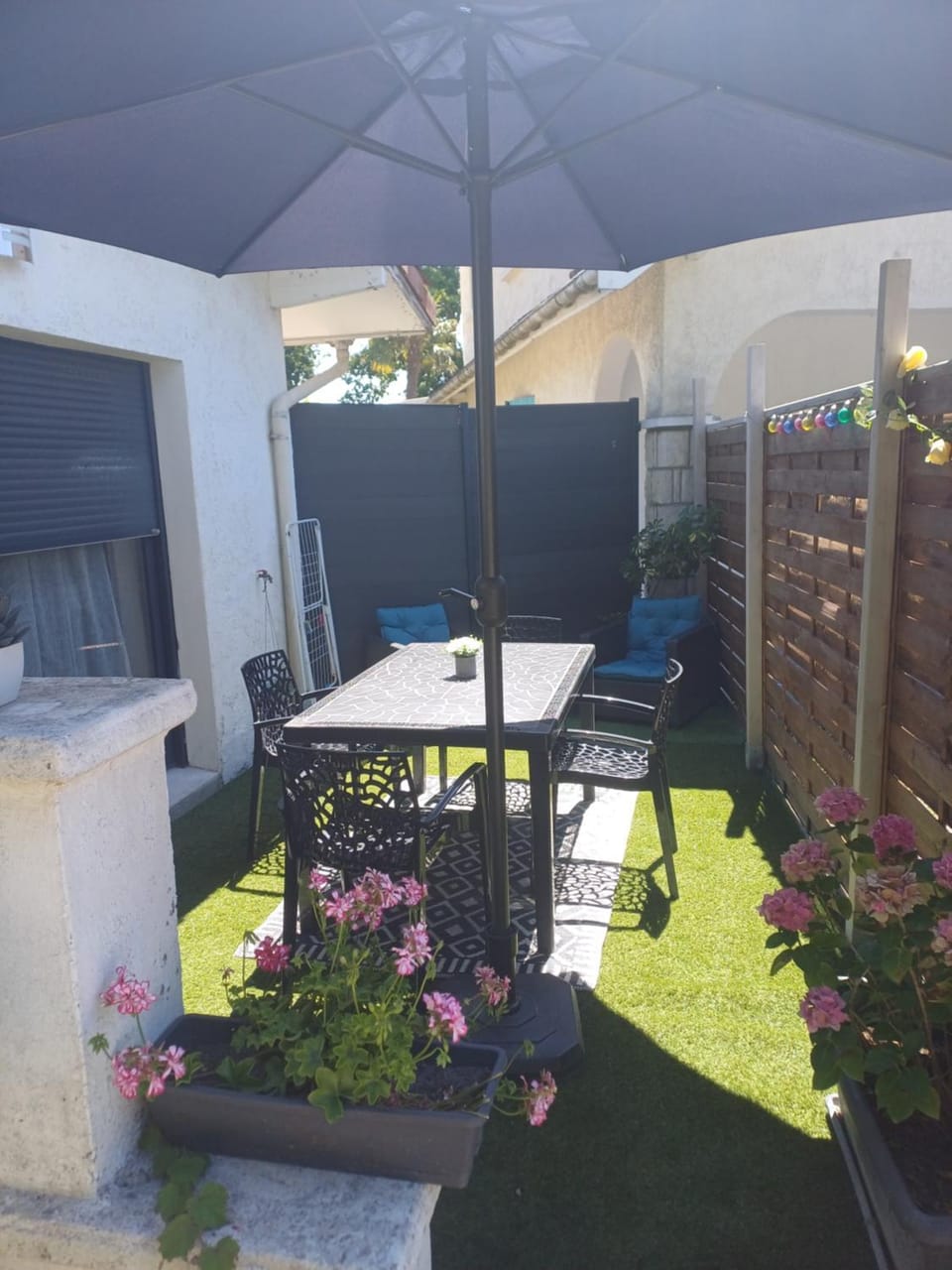 Inner courtyard view