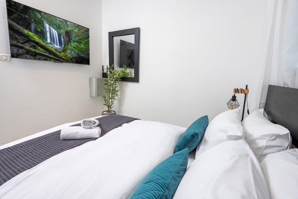 TV and multimedia, Bedroom