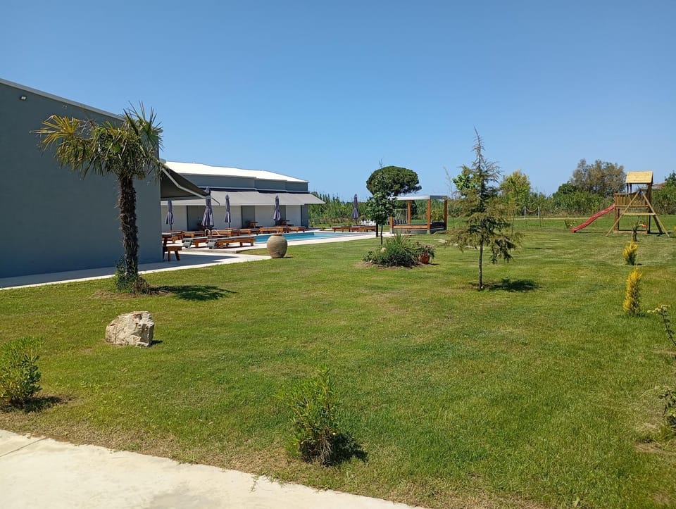 Property building, Natural landscape, Children play ground, Garden, Garden, Balcony/Terrace, Garden view, Pool view, Swimming pool