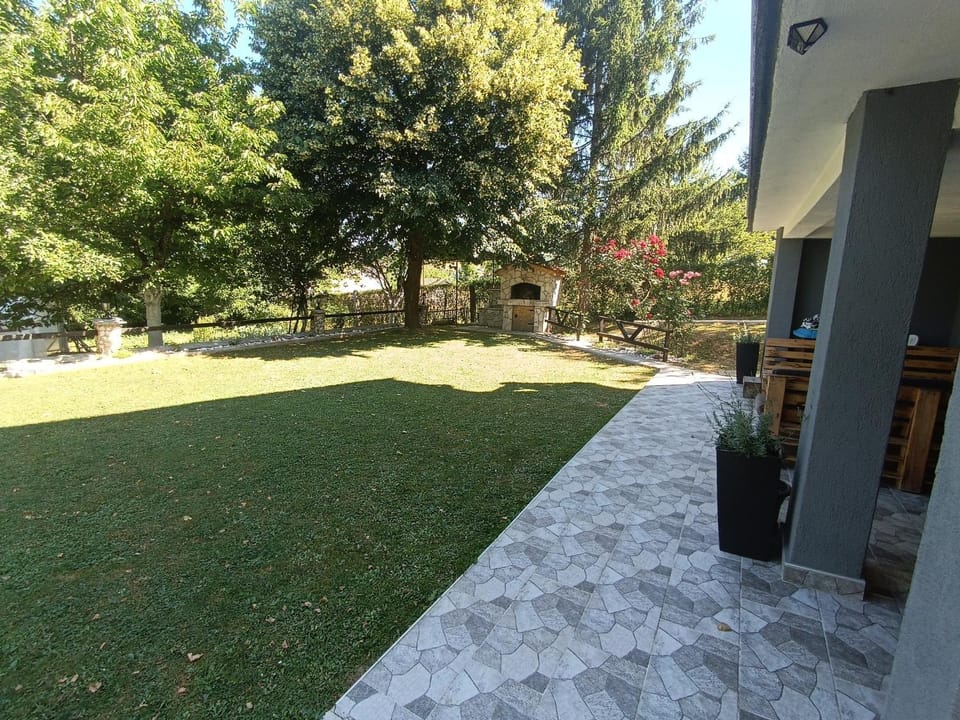 Tranquil Retreat - "Villa Green Oasis" Villa in Federation of Bosnia and Herzegovina