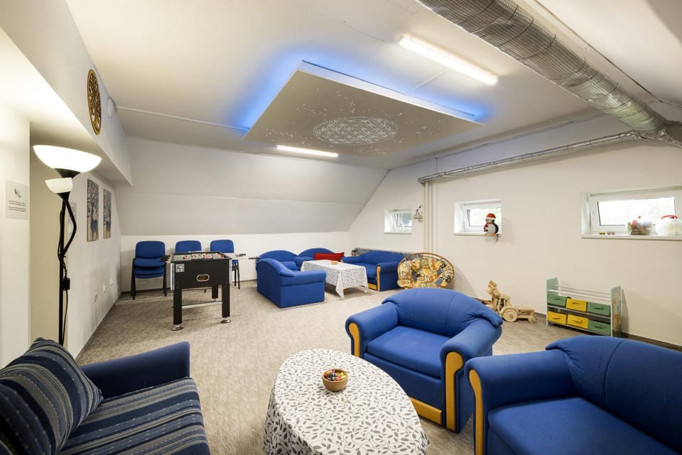Communal lounge/ TV room, Seating area