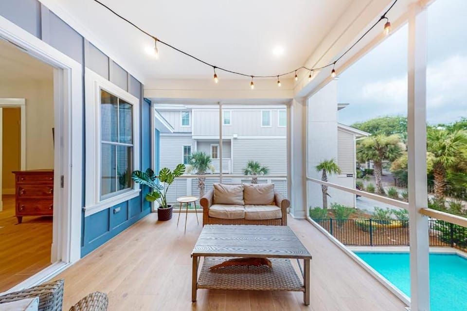 Luna Sea Estate House in North Forest Beach