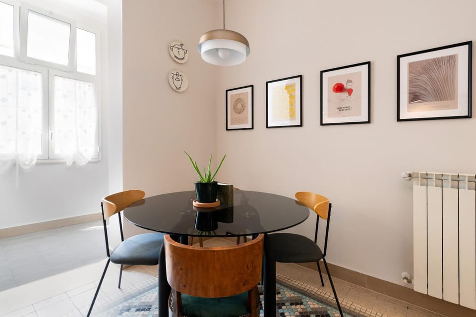 Decorative detail, Floor plan, Dining area