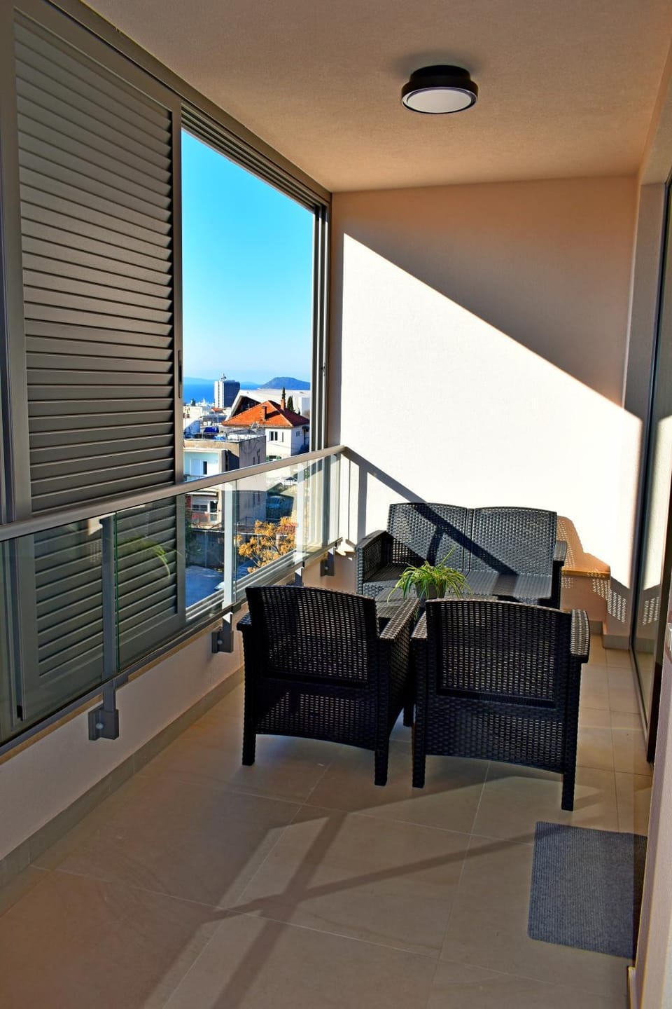 Day, Balcony/Terrace, Seating area
