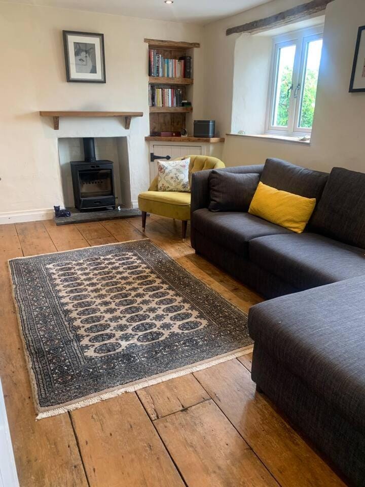 Living room, Seating area, flat iron